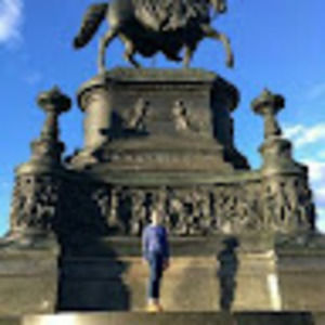 Meet your Posher, Beatrice